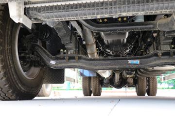 东风天锦KR&nbsp;冷藏车底盘图片