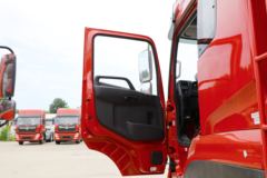 东风商用车 天龙VL重卡 轻赢版 292马力 6X2 8.6米仓栅式载货车(DFH5250CCYAX2A)