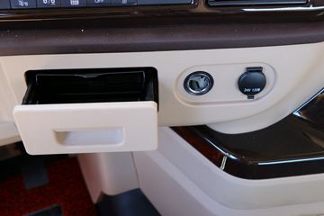 �ൺ��� JH6�ؿ� �캽�� 550���� 6X4ǣ����(CA4250P25K15T1E5A80)ͼƬ