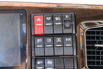 �ൺ��� JH6�ؿ� �캽�� 550���� 6X4ǣ����(CA4250P25K15T1E5A80)ͼƬ