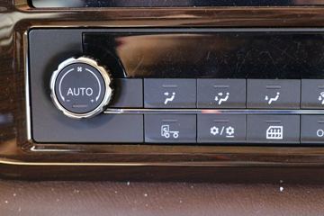 �ൺ��� JH6�ؿ� �캽�� 550���� 6X4ǣ����(CA4250P25K15T1E5A80)ͼƬ