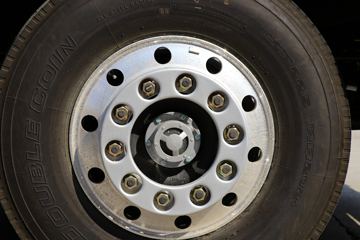 �ൺ��� JH6�ؿ� �캽�� 550���� 6X4ǣ����(CA4250P25K15T1E5A80)ͼƬ