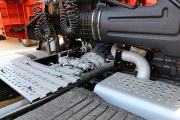 �ൺ��� JH6�ؿ� �캽�� 550���� 6X4ǣ����(CA4250P25K15T1E5A80)ͼƬ