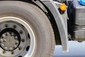 �ൺ��� JH6�ؿ� �캽�� 550���� 6X4ǣ����(CA4250P25K15T1E5A80)ͼƬ