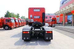 青岛解放 JH6⁺重卡 生活舱版 550马力 6X4 AMT牵引车(CA4250P33K25T1E5A80)