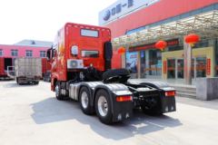 青岛解放 JH6⁺重卡 生活舱版 550马力 6X4 AMT牵引车(CA4250P33K25T1E5A80)