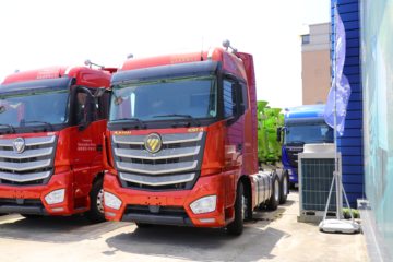 福田 欧曼EST-A 6系重卡 510马力 6X4 AMT自动挡牵引车(BJ4259SNFKB-AA)