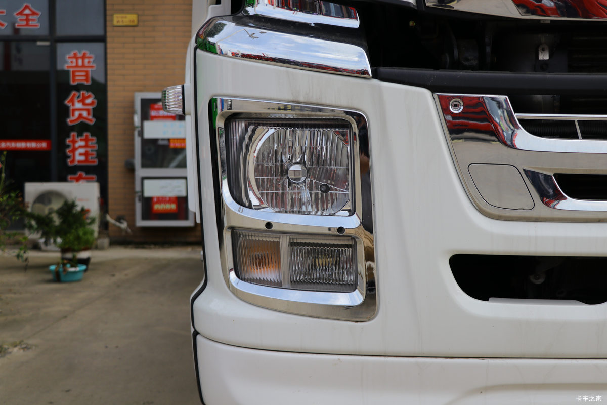  ʮ޿VC66 520 6X4ǣ()(QL4250W6NDZ)                                                