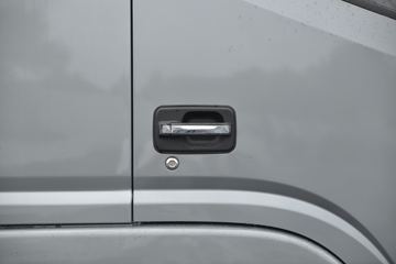 ���� ����V9 195���� 4X2 6.8�ײ�դʽ�ػ���(����)ͼƬ