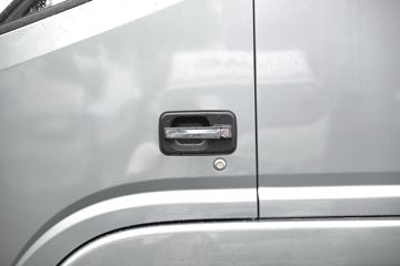 ���� ����V9 195���� 4X2 6.8�ײ�դʽ�ػ���(����)ͼƬ