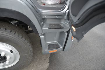 ���� ����V9 195���� 4X2 6.8�ײ�դʽ�ػ���(����)ͼƬ