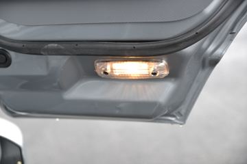 ���� ����V9 195���� 4X2 6.8�ײ�դʽ�ػ���(����)ͼƬ