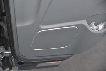 ���� ����V9 195���� 4X2 6.8�ײ�դʽ�ػ���(����)ͼƬ