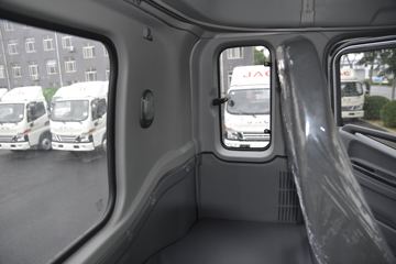 ���� ����V9 195���� 4X2 6.8�ײ�դʽ�ػ���(����)ͼƬ