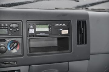 ���� ����V9 195���� 4X2 6.8�ײ�դʽ�ػ���(����)ͼƬ