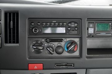 ���� ����V9 195���� 4X2 6.8�ײ�դʽ�ػ���(����)ͼƬ