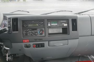 ���� ����V9 195���� 4X2 6.8�ײ�դʽ�ػ���(����)ͼƬ