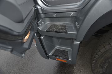 ���� ����V9 195���� 4X2 6.8�ײ�դʽ�ػ���(����)ͼƬ