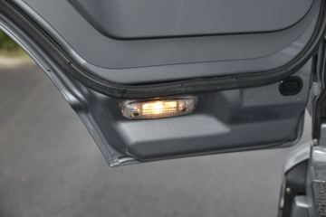 ���� ����V9 195���� 4X2 6.8�ײ�դʽ�ػ���(����)ͼƬ