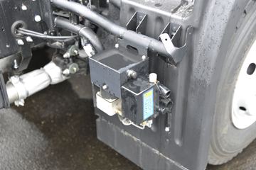 ���� ����V9 195���� 4X2 6.8�ײ�դʽ�ػ���(����)ͼƬ