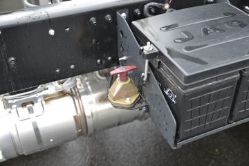 ���� ����V9 195���� 4X2 6.8�ײ�դʽ�ػ���(����)ͼƬ