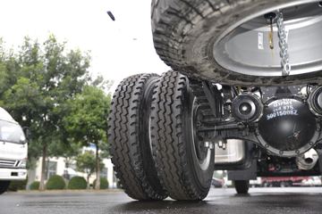 ���� ����V9 195���� 4X2 6.8�ײ�դʽ�ػ���(����)ͼƬ