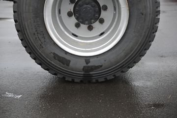 ���� ����V9 195���� 4X2 6.8�ײ�դʽ�ػ���(����)ͼƬ