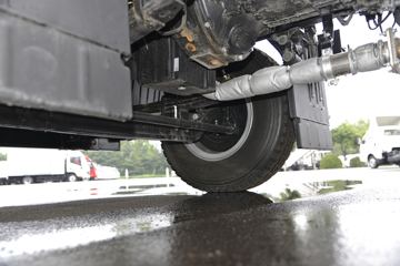 ���� ����V9 195���� 4X2 6.8�ײ�դʽ�ػ���(����)ͼƬ