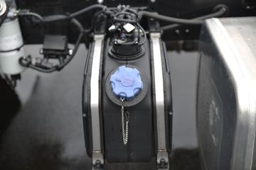 ���� ����V9 195���� 4X2 6.8�ײ�դʽ�ػ���(����)ͼƬ