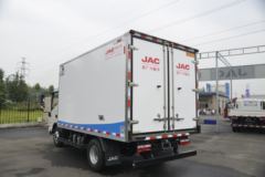 江淮 帅铃Q6 152马力 4X2 4.015米冷藏车(HFC5043XLCP71K1C2V)
