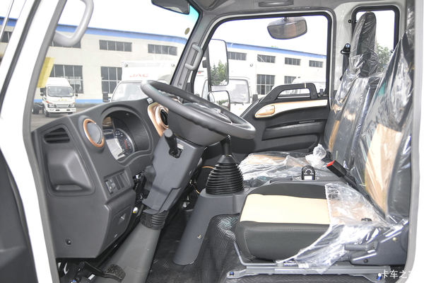 普洱锦福喜迎新春,进店购车直降5000元起!