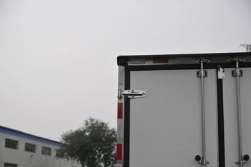 ���� ����X5 120���� 4X2 3.5����س�(����)(HFC5030XLCPV4E5B4S)ͼƬ