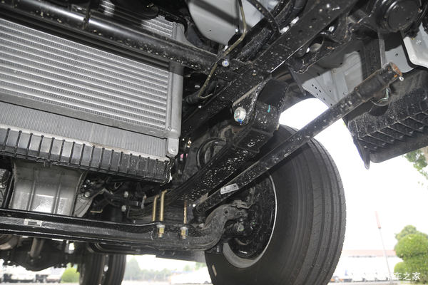 Ϊӭ�ӹ�������ն�����������J6ϵ�н��깺��ֱ��5000Ԫ��