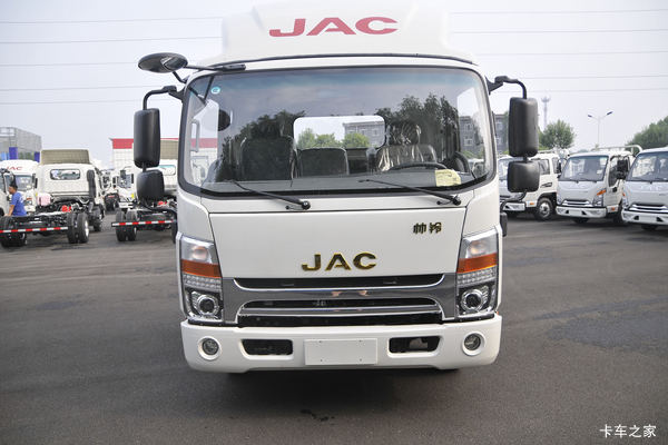 ���� ˧��Q6 152���� 4.15�׵�����ʽ�Ῠ