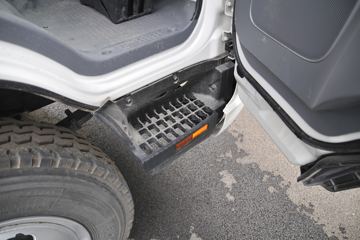 ���� ˧��Q7 154���� 4X2 5.2���Ű���ʽ�ῨͼƬ