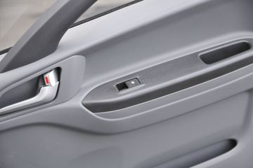 ���� ˧��Q7 154���� 4X2 5.2���Ű���ʽ�ῨͼƬ