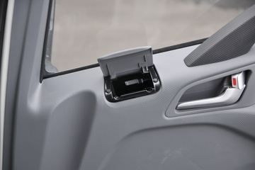 ���� ˧��Q7 154���� 4X2 5.2���Ű���ʽ�ῨͼƬ