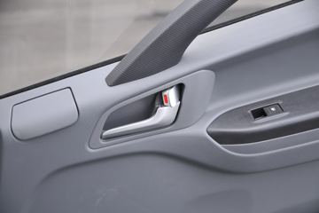 ���� ˧��Q7 154���� 4X2 5.2���Ű���ʽ�ῨͼƬ