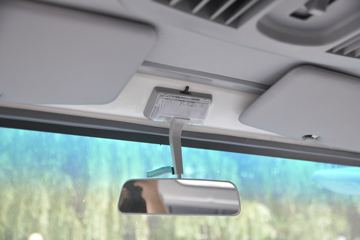 ���� ˧��Q7 154���� 4X2 5.2���Ű���ʽ�ῨͼƬ