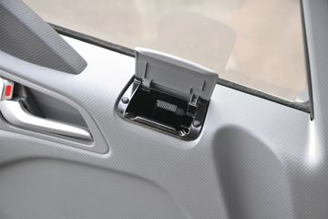 ���� ˧��Q7 154���� 4X2 5.2���Ű���ʽ�ῨͼƬ