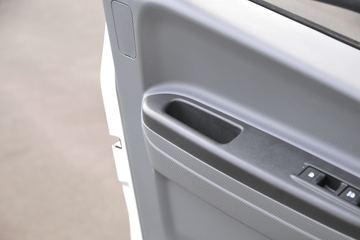 ���� ˧��Q7 154���� 4X2 5.2���Ű���ʽ�ῨͼƬ