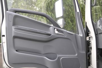 ���� ˧��Q7 154���� 4X2 5.2���Ű���ʽ�ῨͼƬ