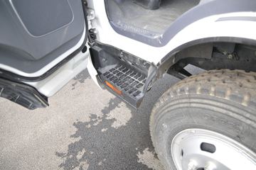 ���� ˧��Q7 154���� 4X2 5.2���Ű���ʽ�ῨͼƬ