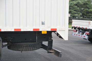 ���� ˧��Q7 154���� 4X2 5.2���Ű���ʽ�ῨͼƬ