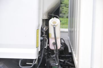 ���� ˧��Q7 154���� 4X2 5.2���Ű���ʽ�ῨͼƬ