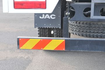 ���� ˧��Q7 154���� 4X2 5.2���Ű���ʽ�ῨͼƬ