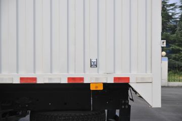 ���� ˧��Q7 154���� 4X2 5.2���Ű���ʽ�ῨͼƬ