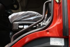 东风柳汽 乘龙H7重卡 480马力 8X4 9.4米仓栅式载货车(LZ5312CCYH7FB)