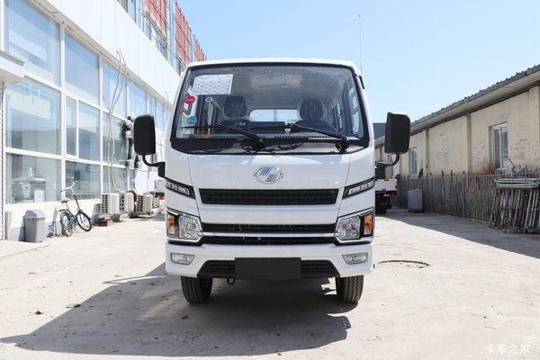 跃进 小福星S80 113马力 4X2 3.26米冷藏车