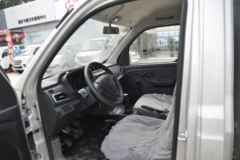 长安跨越王X1 舒适版 1.2L 汽油 91马力 3.035米单排厢式微卡(单后轮)(国六)(SC5031XXYXDD6B1)